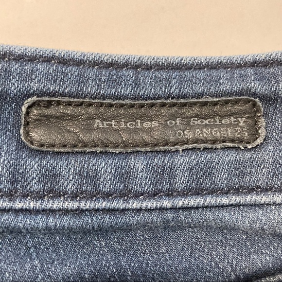 ARTICLES OF SOCIETY Sz 30  Skinny Mid-Rise Sarah Burton Wash Jeans - Picture 8 of 10
